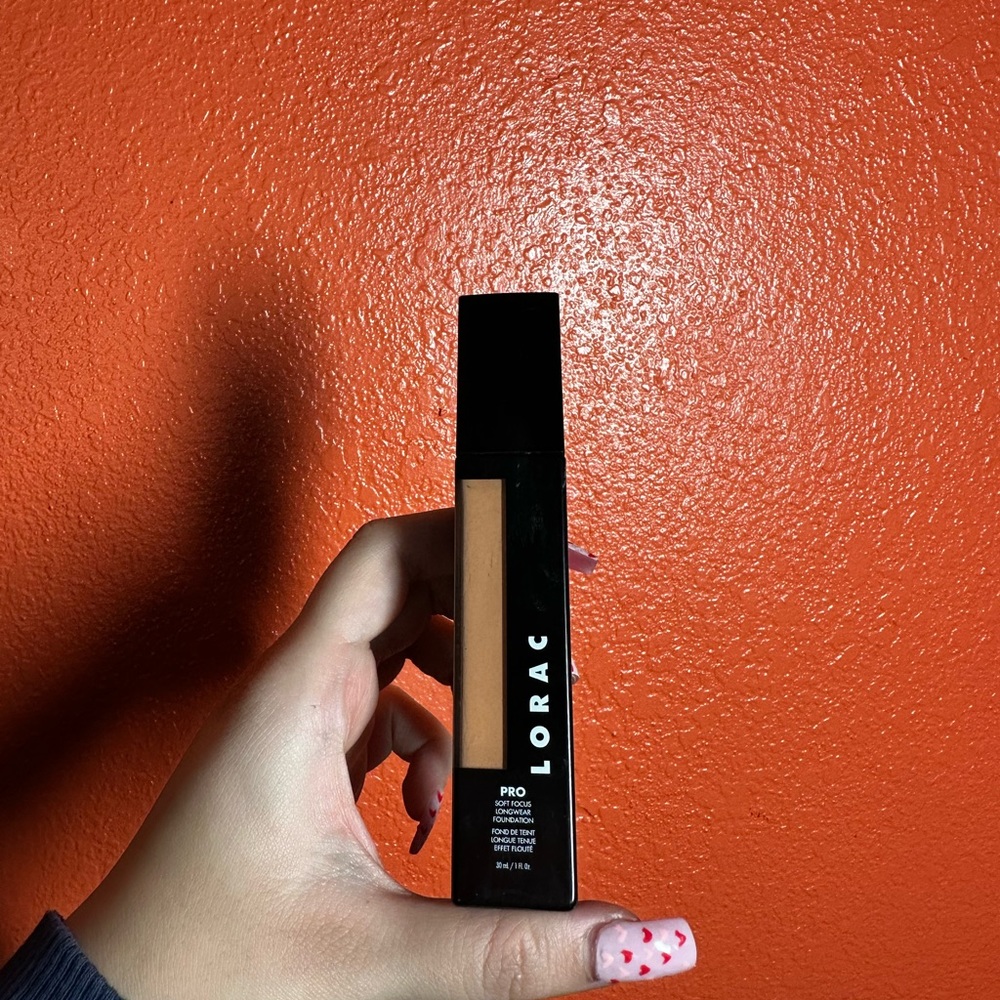 Lorac foundation